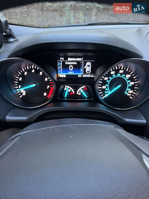 Позашляховик / Кросовер Ford Escape 2015 в Києві