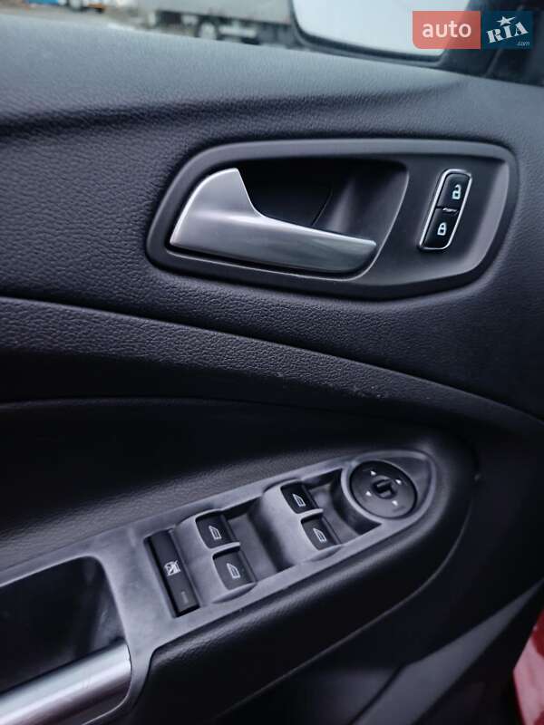 Внедорожник / Кроссовер Ford Escape 2013 в Днепре