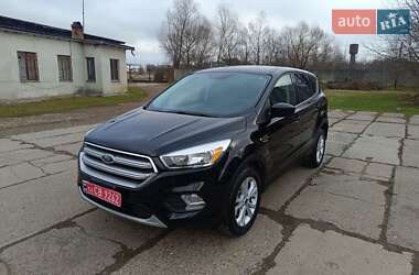 Позашляховик / Кросовер Ford Escape 2017 в Стрию