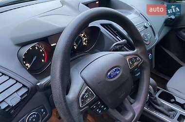 Позашляховик / Кросовер Ford Escape 2019 в Івано-Франківську