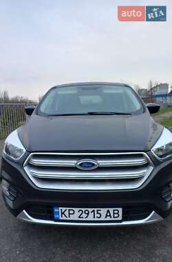 Позашляховик / Кросовер Ford Escape 2017 в Запоріжжі