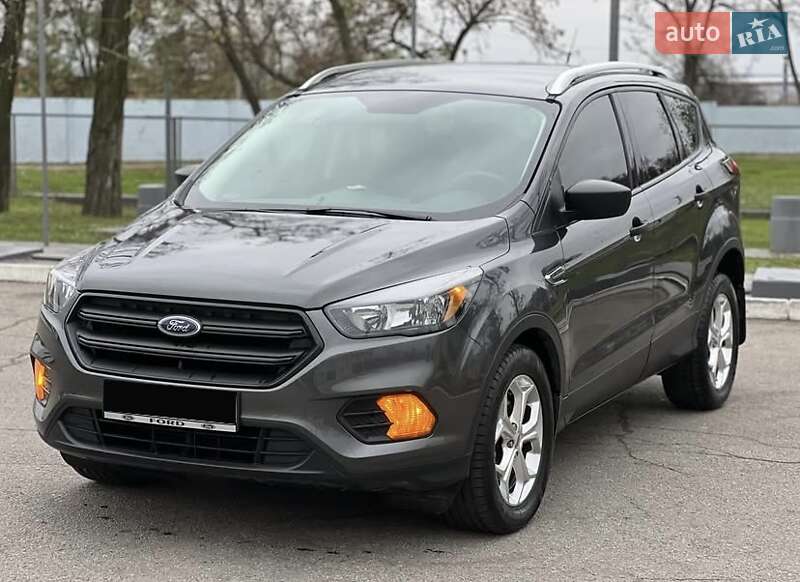 Внедорожник / Кроссовер Ford Escape 2018 в Львове