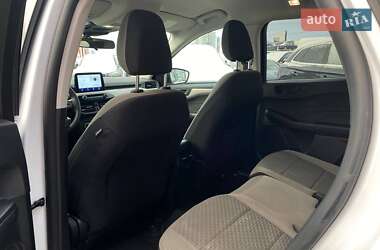 Внедорожник / Кроссовер Ford Escape 2022 в 