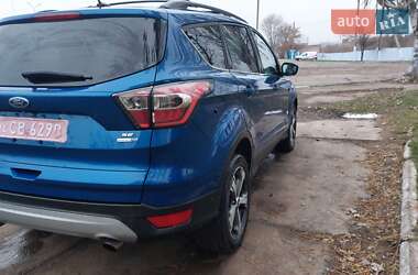 Позашляховик / Кросовер Ford Escape 2017 в Снігурівці