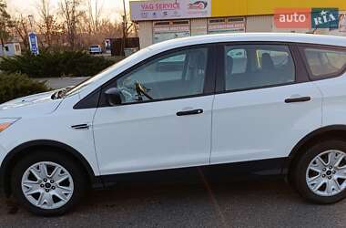 Внедорожник / Кроссовер Ford Escape 2015 в 