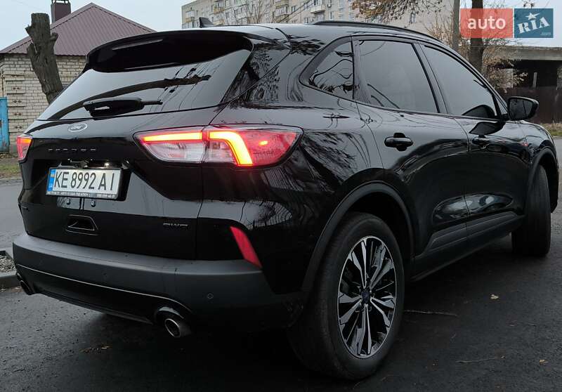 Внедорожник / Кроссовер Ford Escape 2021 в Павлограде