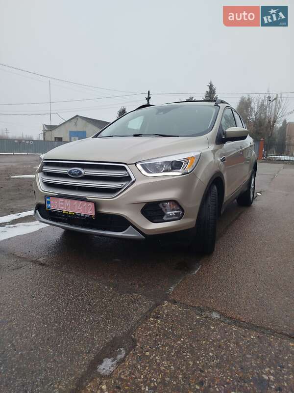 Позашляховик / Кросовер Ford Escape 2018 в Львові