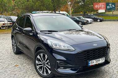 Внедорожник / Кроссовер Ford Escape 2021 в 