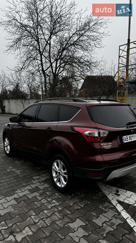 Внедорожник / Кроссовер Ford Escape 2017 в Виннице