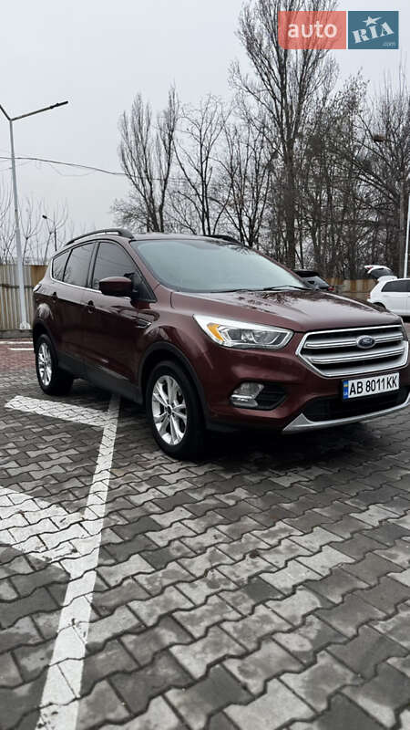 Внедорожник / Кроссовер Ford Escape 2017 в Виннице