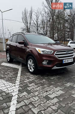 Внедорожник / Кроссовер Ford Escape 2017 в Виннице