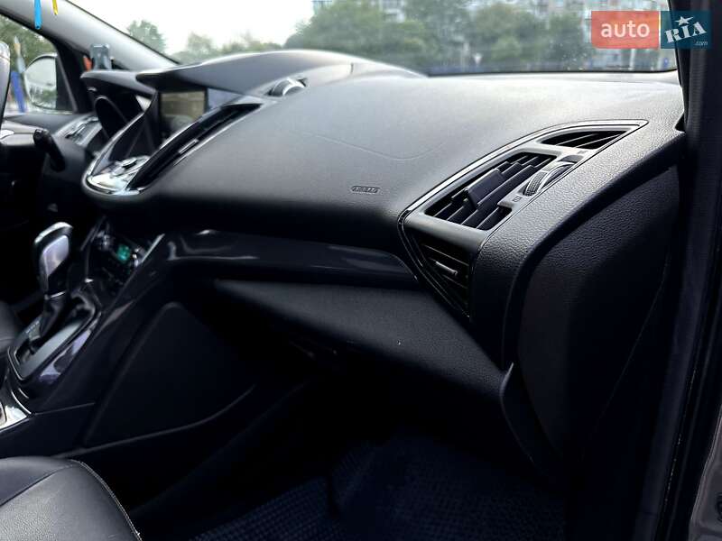 Внедорожник / Кроссовер Ford Escape 2014 в Турке фото 21 Внедорожник / Кроссовер Ford Escape 2014 в Турке
