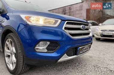 Позашляховик / Кросовер Ford Escape 2019 в Кам'янському