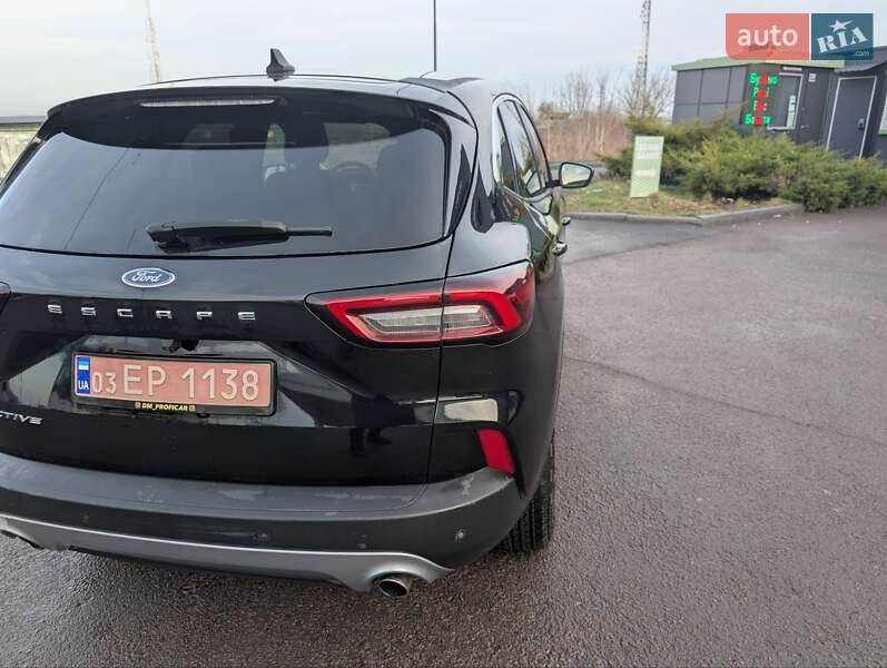 Позашляховик / Кросовер Ford Escape 2023 в Здолбуніві