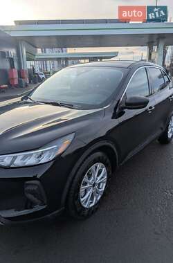 Внедорожник / Кроссовер Ford Escape 2023 в Здолбунове