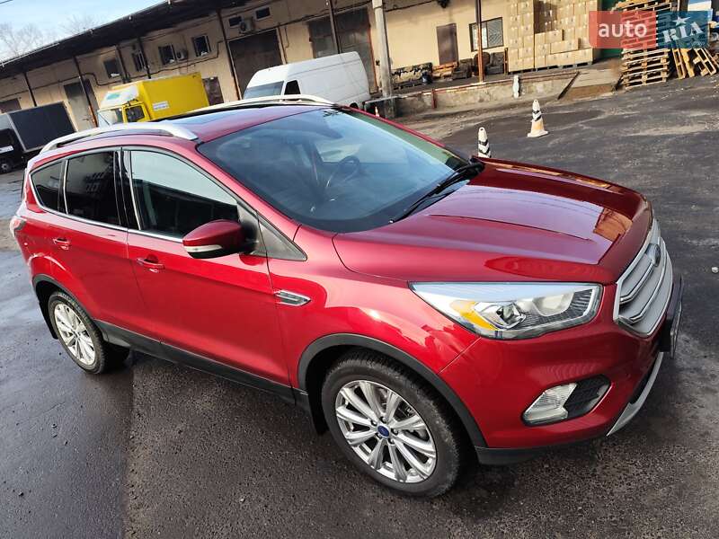 Внедорожник / Кроссовер Ford Escape 2016 в Одессе