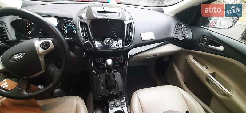 Позашляховик / Кросовер Ford Escape 2016 в Харкові