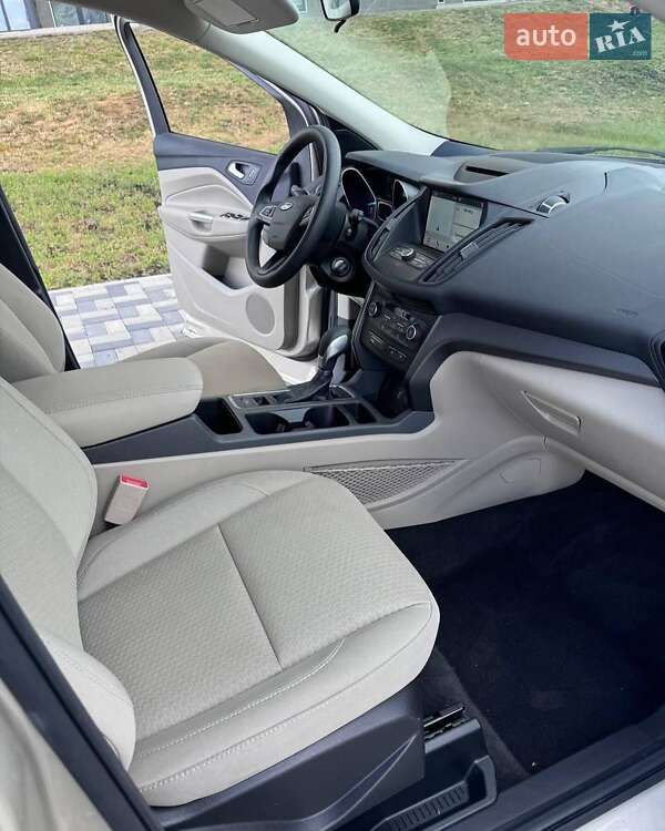 Внедорожник / Кроссовер Ford Escape 2018 в Львове фото 9 Внедорожник / Кроссовер Ford Escape 2018 в Львове