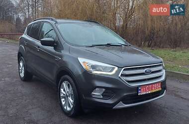 Внедорожник / Кроссовер Ford Escape 2018 в Дубно