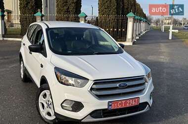 Позашляховик / Кросовер Ford Escape 2018 в Дубні