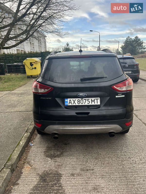 Внедорожник / Кроссовер Ford Escape 2013 в Харькове