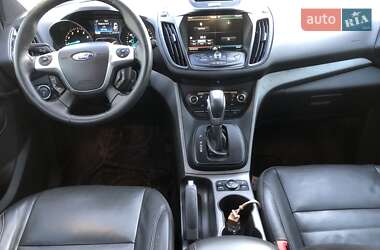 Позашляховик / Кросовер Ford Escape 2014 в Львові