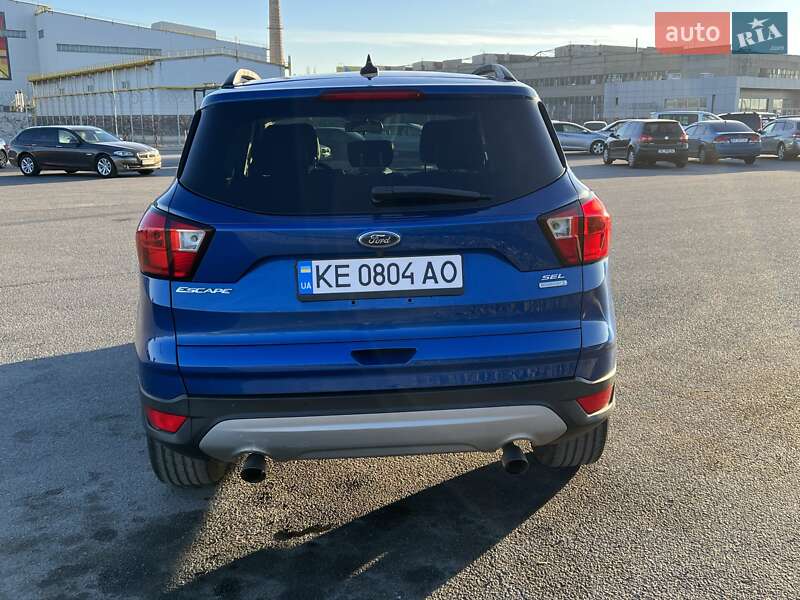 Внедорожник / Кроссовер Ford Escape 2018 в Днепре