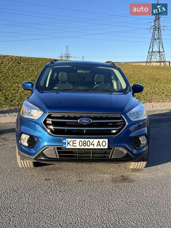 Внедорожник / Кроссовер Ford Escape 2018 в Днепре