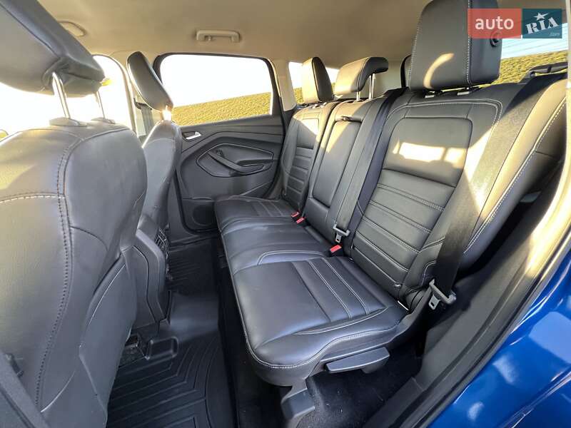 Внедорожник / Кроссовер Ford Escape 2018 в Днепре