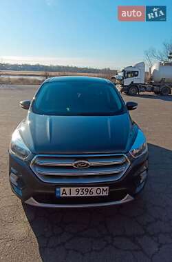 Позашляховик / Кросовер Ford Escape 2017 в Миронівці