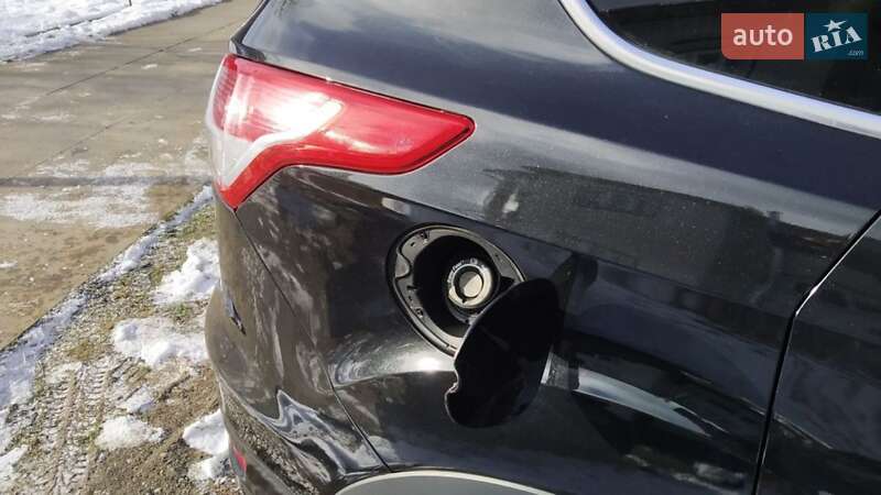 Внедорожник / Кроссовер Ford Escape 2015 в Косове фото 25 Внедорожник / Кроссовер Ford Escape 2015 в Косове