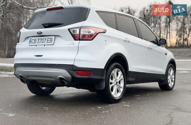 Позашляховик / Кросовер Ford Escape 2017 в Лубнах