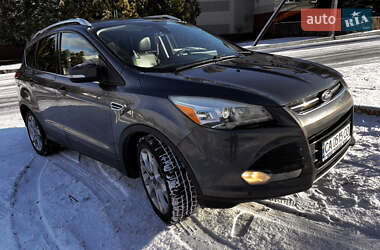 Внедорожник / Кроссовер Ford Escape 2014 в 