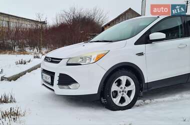 Позашляховик / Кросовер Ford Escape 2014 в Радехові