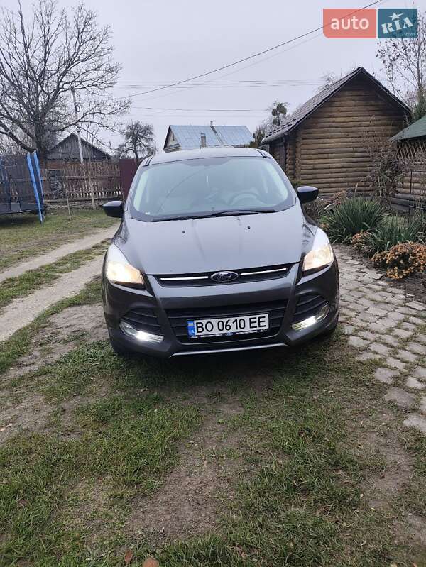 Внедорожник / Кроссовер Ford Escape 2013 в Кременце