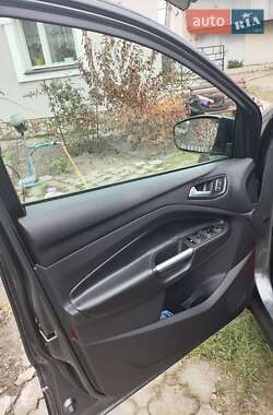 Внедорожник / Кроссовер Ford Escape 2013 в Кременце