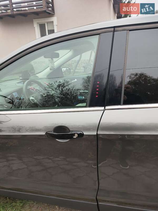 Внедорожник / Кроссовер Ford Escape 2013 в Кременце