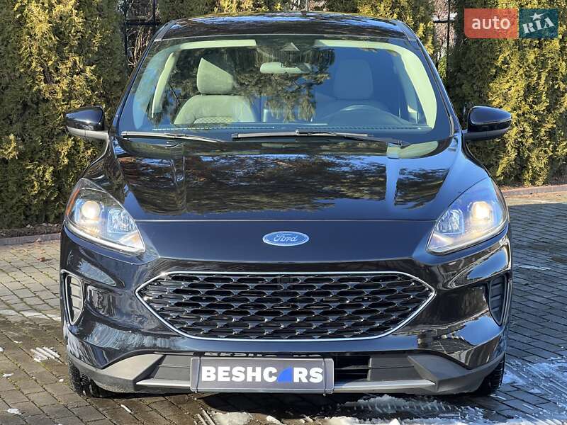 Позашляховик / Кросовер Ford Escape 2020 в Львові