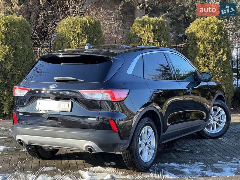 Позашляховик / Кросовер Ford Escape 2020 в Львові