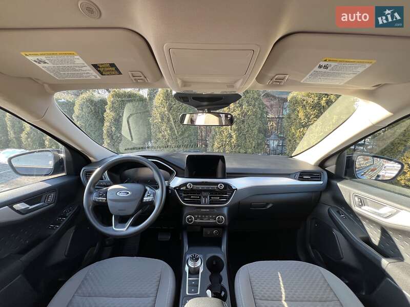 Позашляховик / Кросовер Ford Escape 2020 в Львові