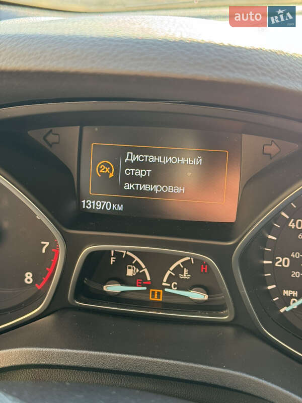 Внедорожник / Кроссовер Ford Escape 2016 в Ивано-Франковске