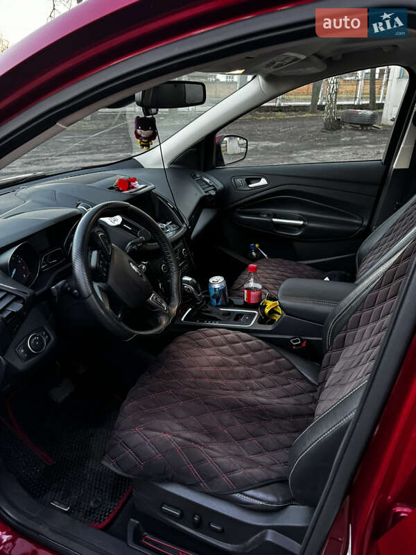 Внедорожник / Кроссовер Ford Escape 2018 в Кролевце