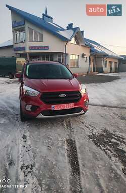 Позашляховик / Кросовер Ford Escape 2019 в Львові