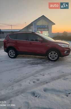 Позашляховик / Кросовер Ford Escape 2019 в Львові