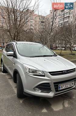 Позашляховик / Кросовер Ford Escape 2016 в Запоріжжі