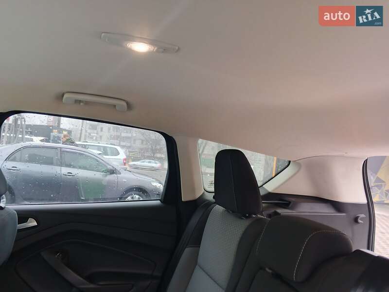 Внедорожник / Кроссовер Ford Escape 2019 в Каменском фото 16 Внедорожник / Кроссовер Ford Escape 2019 в Каменском