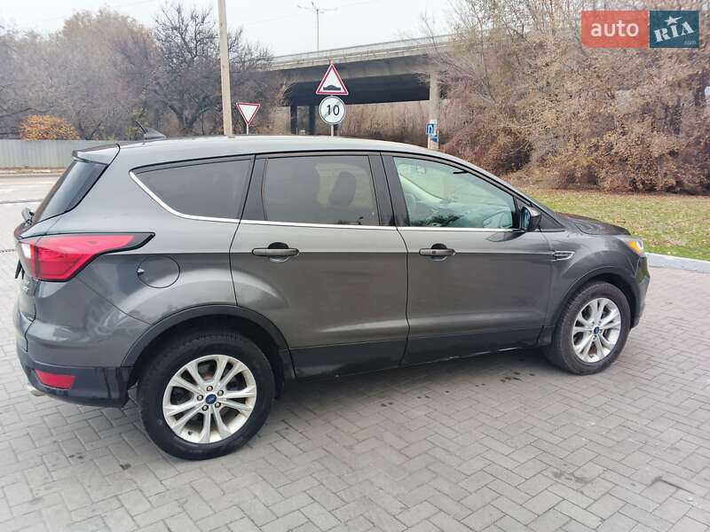 Внедорожник / Кроссовер Ford Escape 2019 в Каменском фото 24 Внедорожник / Кроссовер Ford Escape 2019 в Каменском