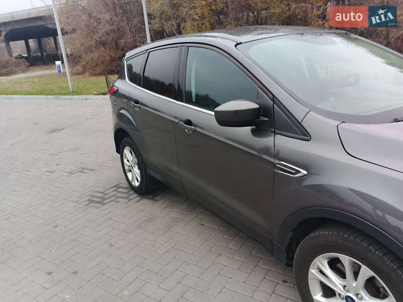 Внедорожник / Кроссовер Ford Escape 2019 в Каменском фото 26 Внедорожник / Кроссовер Ford Escape 2019 в Каменском