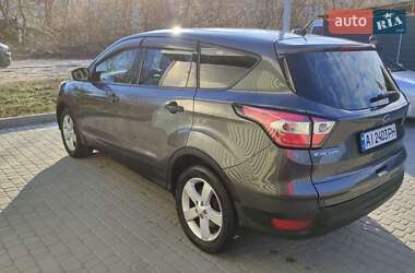 Внедорожник / Кроссовер Ford Escape 2017 в Ирпене