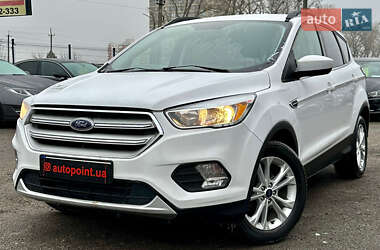 Внедорожник / Кроссовер Ford Escape 2018 в Белогородке